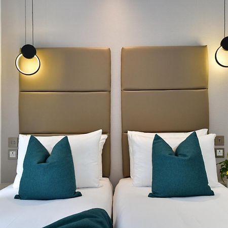 Queens Park Hotel Londra Esterno foto