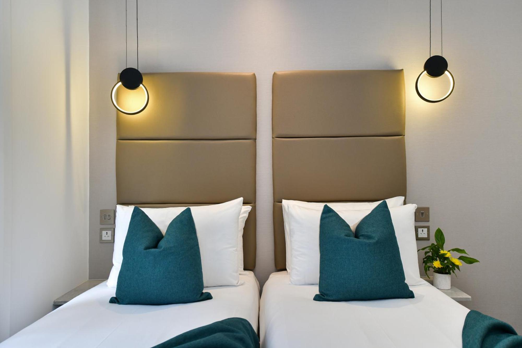 Queens Park Hotel Londra Esterno foto