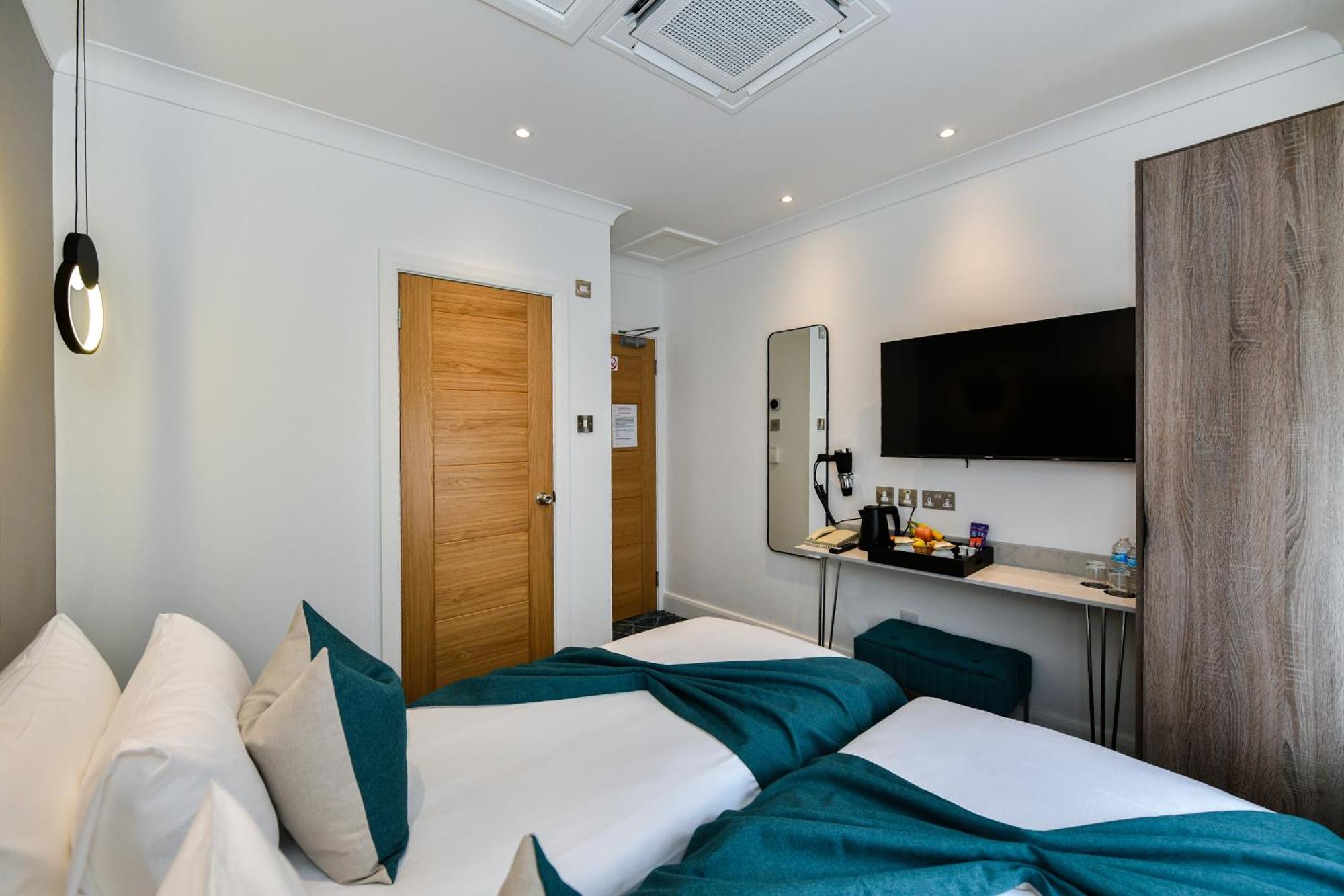 Queens Park Hotel Londra Esterno foto